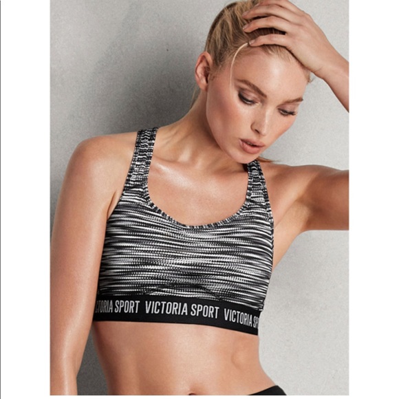 NWT Victoria's Secret The Player Racerback Victoria Sport Bras *Lot of 2* Size M NWT Victoria's Secret The Player Racerback Victoria Sport Bras *Lot of 2* Size M